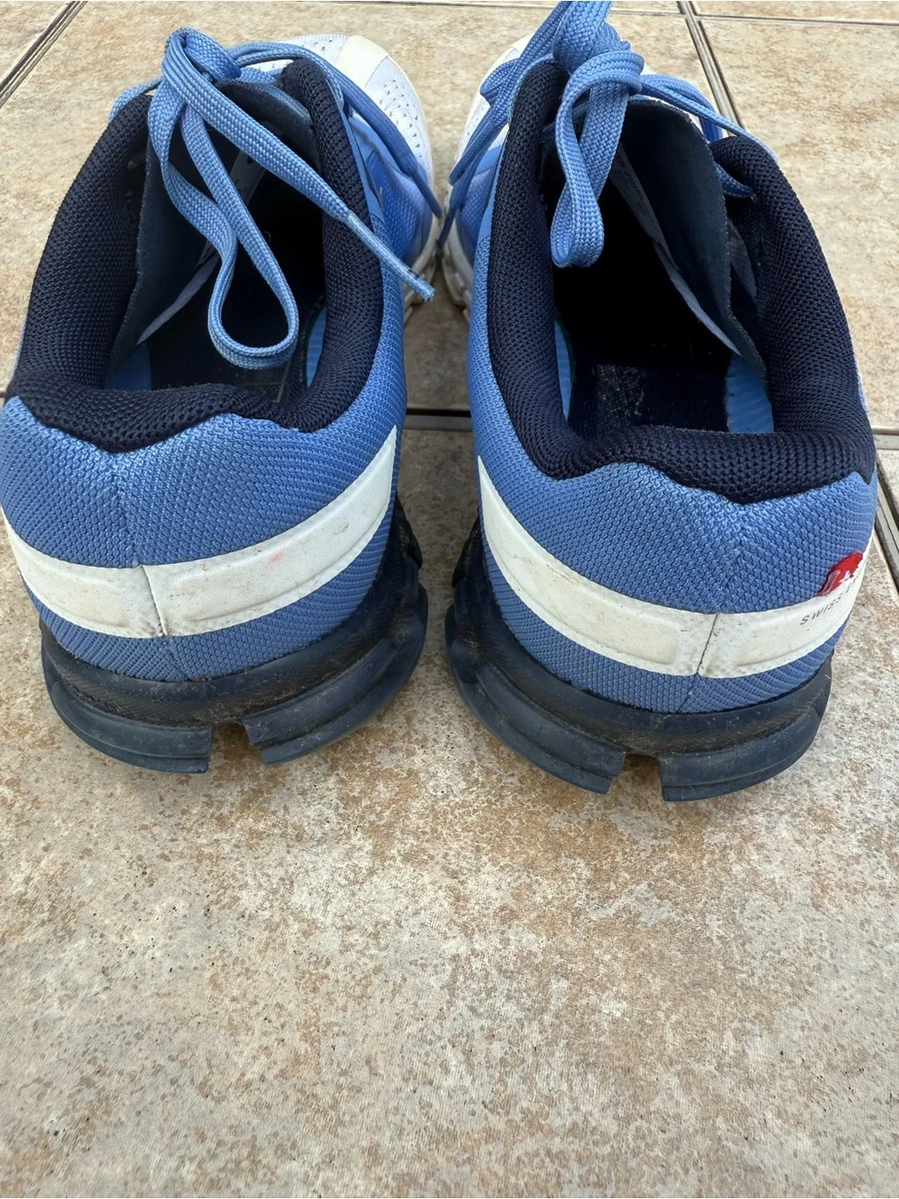 On Running Running Cloudflow 3.0 Women’s Blue Gradient Cloudswift Running Shoes.